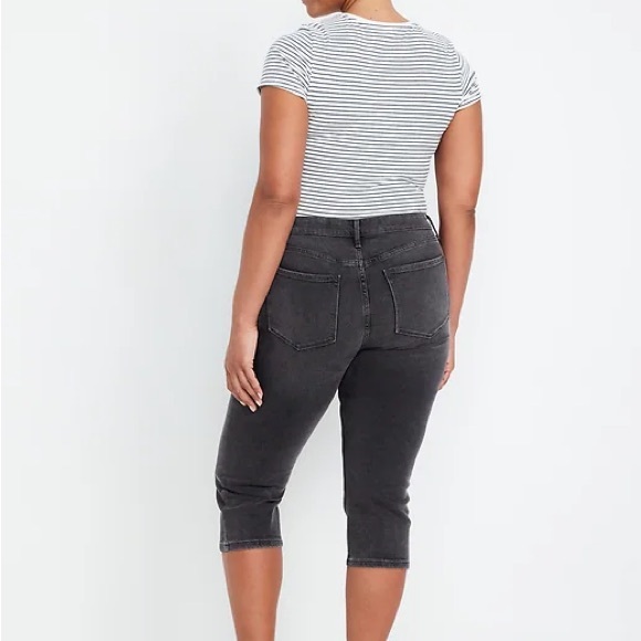 Old Navy Wow Capri - Picture 2 of 3